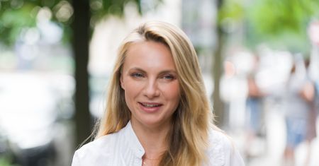 Sylwia Gliwa zrobiła sobie maseczkę ze stanika. Wyszła tak na miasto