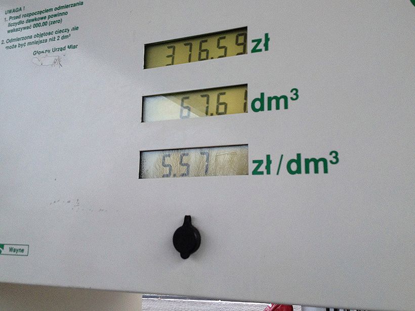 Ile kosztowałoby paliwo, gdyby nie opłaty i podatki?