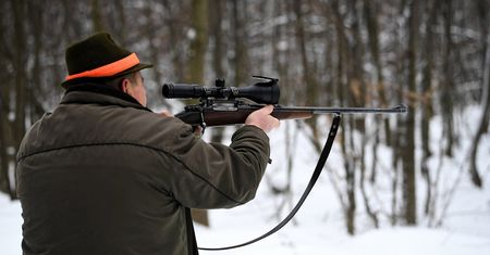 Fatalna pomyłka na polowaniu. Chorwacki biskup postrzelił kolegę