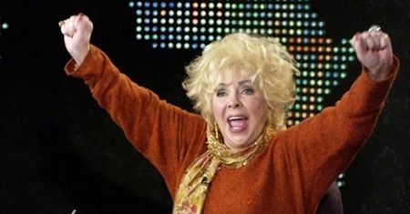Liz Taylor popiera Hillary Clinton