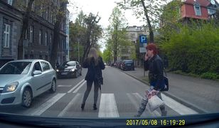 Kierowca potrącił kobietę na pasach. Ma do niej pretensje
