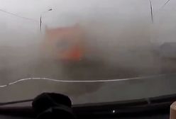 #dziejesiewmoto: chmura pyłu przyczyną wypadku na autostradzie i rekord Hondy Civic
