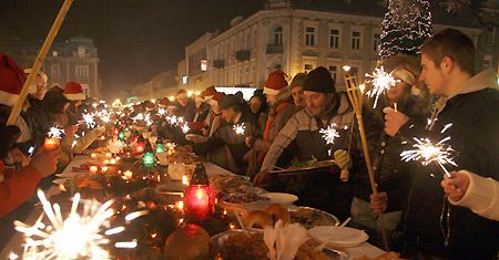 Kilka tysięcy osób na wieczerzy wigilijnej w Radomiu