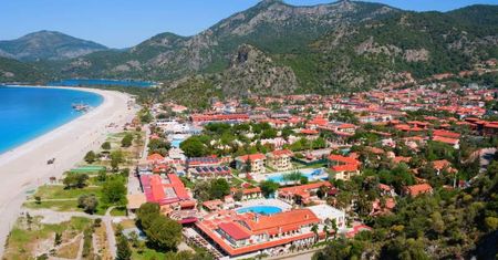 Fethiye i okolice. Kurort w Turcji nad Morzem Śródziemnym