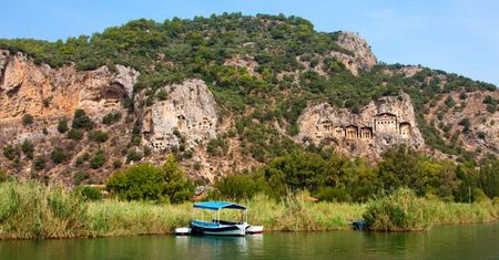 Dalyan. Turcja. Kurort na miarę wybrzeża egejskiego