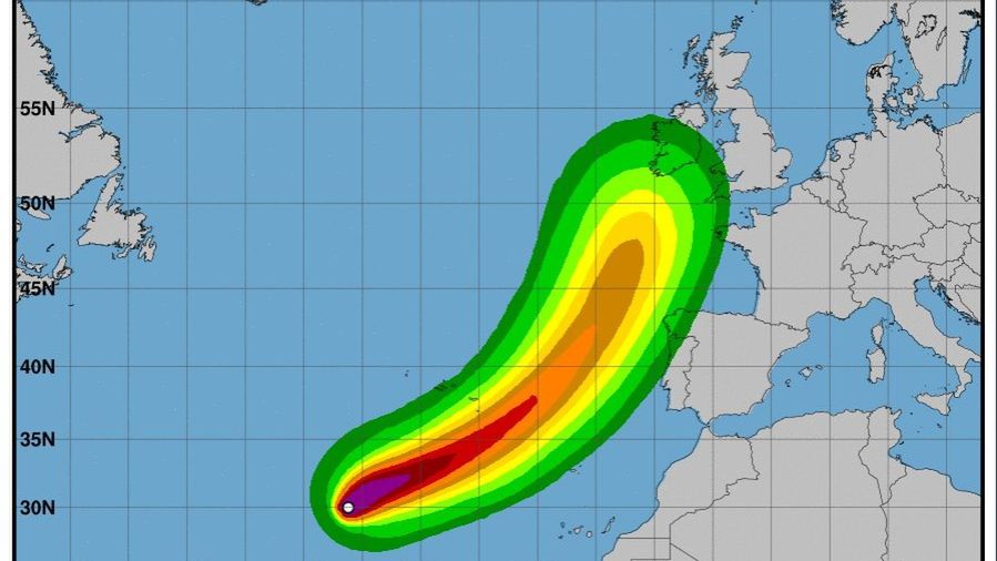 Trasa huraganu Ophelia. 