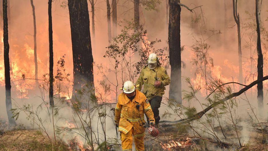 Australia. Pożary w Dunmore w Nowej Południowej Walii zmusiły strażaków do ewakuacji.