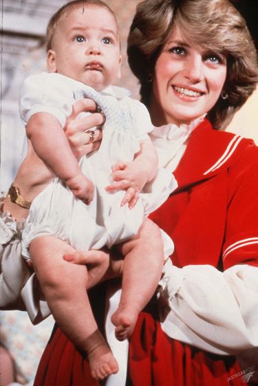 Księżna Diana z małym Williamem
