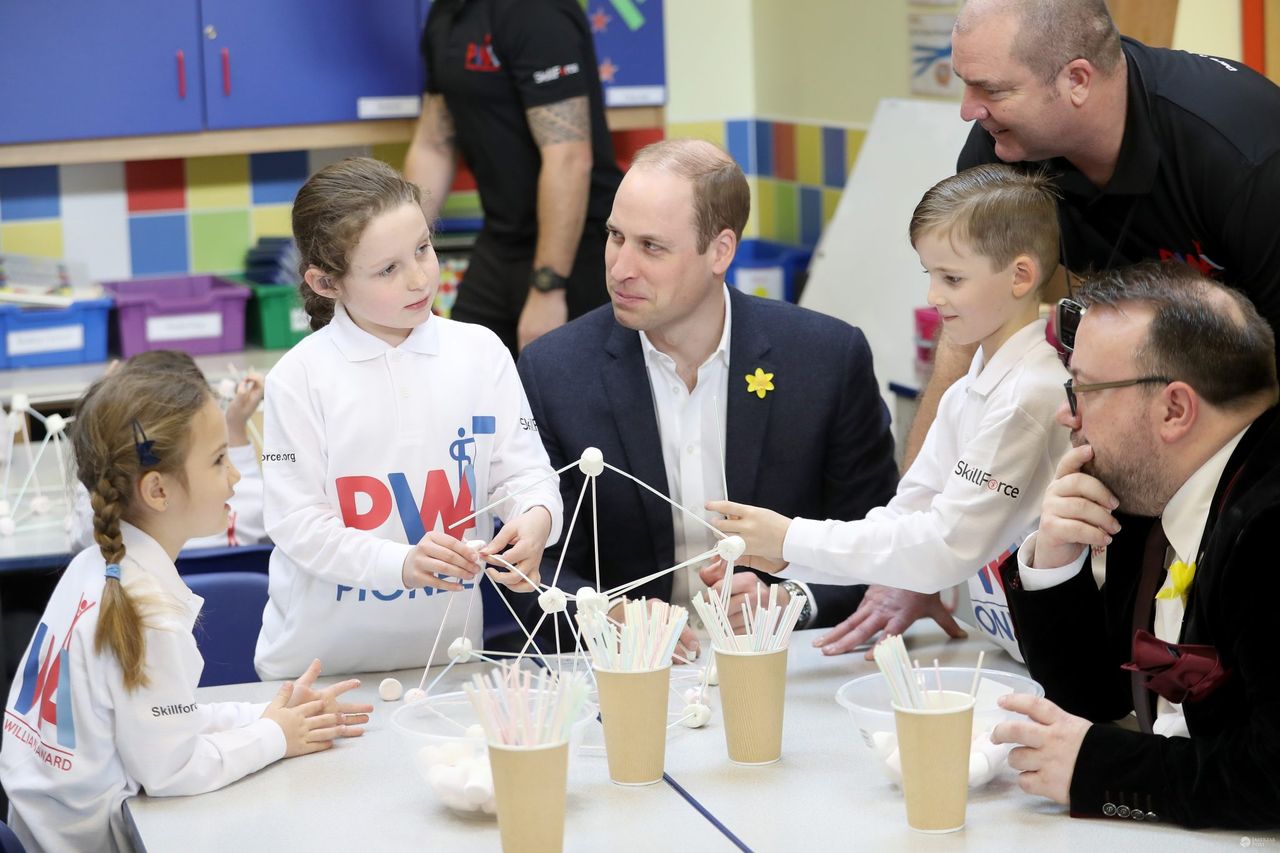 Książę William na spotkaniu z dziećmi