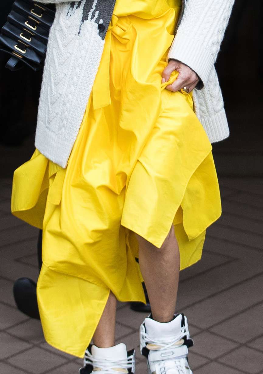 Celine Dion maskuje szczupłą sylwetkę w oryginalnej sukience