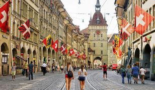 20 dni wolnego po narodzinach dziecka. Szwajcarzy głosują w referendum