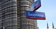 Znowu mieliśmy ulicę Lecha Kaczyńskiego w Warszawie. "To naklejki"