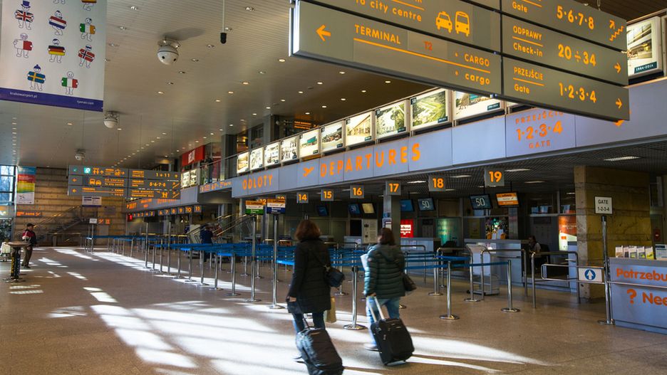 Wyższe ceny biletów lotniczych są wynikiem coraz większych opłat, jakie porty nakładają na przewoźników