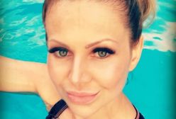 Narzeczona Rutkowskiego wyleguje się w basenie. "Ładowanie akumlatorów"