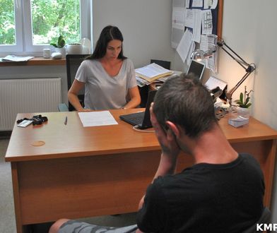 Sprawa spalonych jeży w Zielonej Górze. Zatrzymano podejrzanego mężczyznę