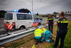 Przeszedł przez osiem pasów autostrady. To cud, że nic mu się nie stało