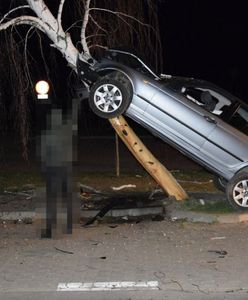 21-latek „zaparkował” bmw na brzozie. Był pijany