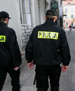 Pijany sędzia w stanie spoczynku z opuszczonymi spodniami. Waldemar Żurek mówi o nagonce