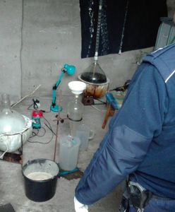 Dostali zgłoszenie o kradzieży prądu, znaleźli... fabrykę amfetaminy