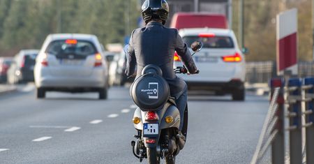 Gdańsk. Kierowca i pasażer skutera jechali pod wpływem alkoholu