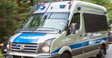 Zielona Góra. Małżeństwo usiłowało poderżnąć gardło znajomemu mężczyźnie