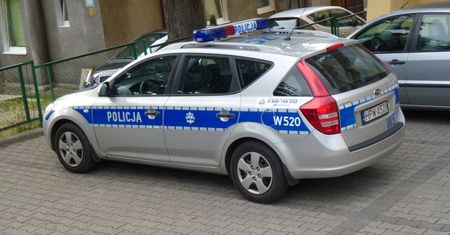 Policjanci pobili się w hotelu z weselnikami