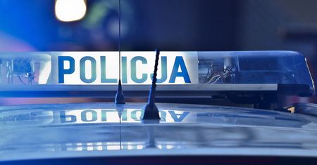Warszawa. Wsiedli za kółko po pijaku. Zamieniali się miejscami jadąc przez most