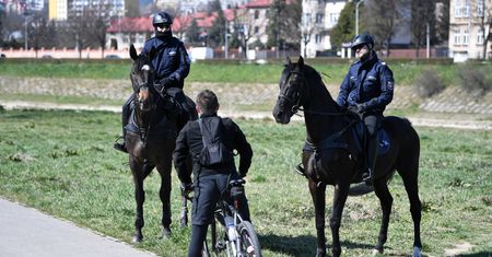 Koronawirus w Polsce i na świecie. Najnowsze informacje [Relacja na żywo]