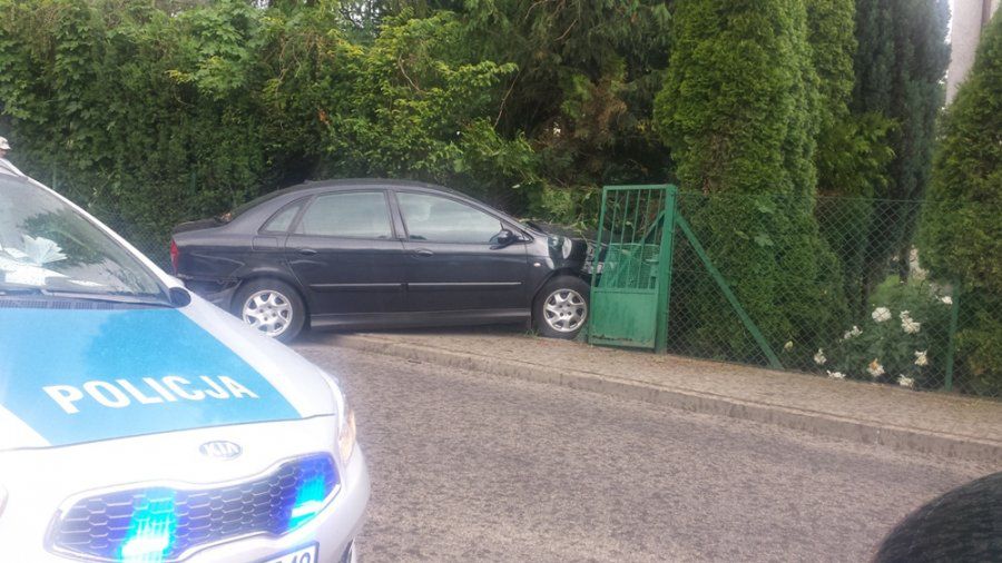 Obywatel Gruzji chciał przejechać policjantów. Miał powód