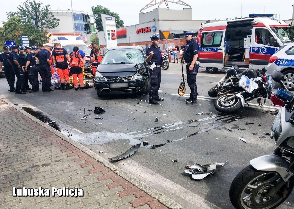 Policjant zabezpieczający Pol'and'Rock został ranny w wypadku