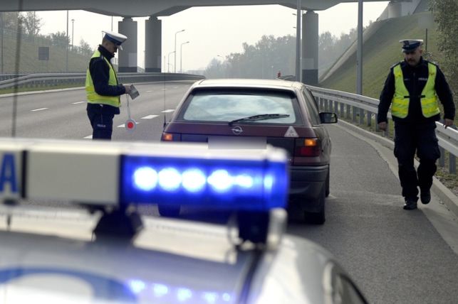 Koniec pobłażania piratom drogowym. Od jutra wchodzą drastyczne zmiany w przepisach ruchu drogowego