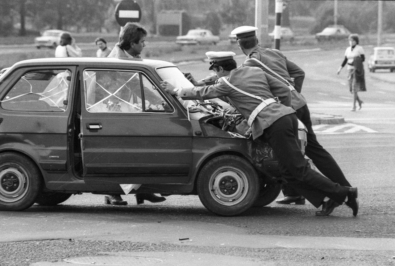 #retro: Drogówka w PRL też miała roboty po łokcie