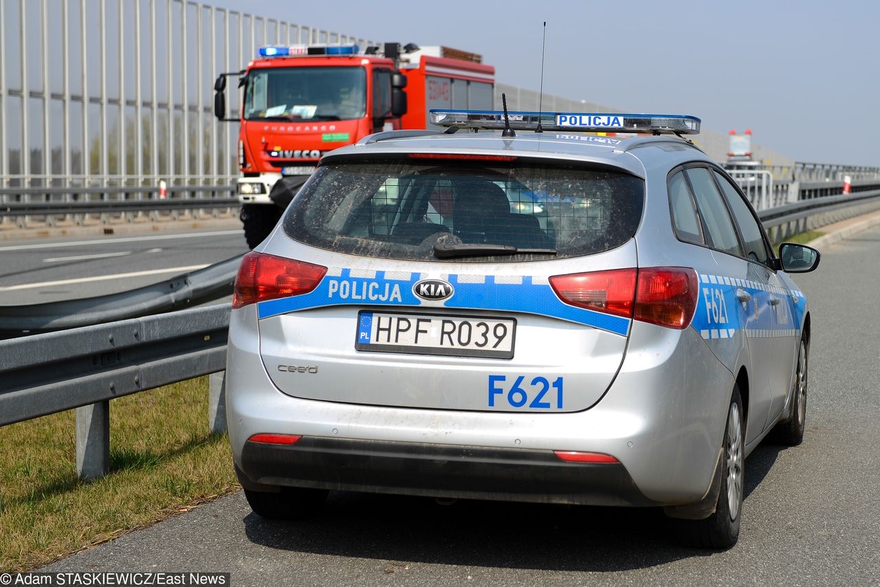 Wypadek na A4. Zapalił się samochód. Kierowcy stoją w korku