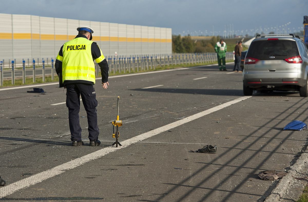 Krakowska policja sprawcy agresji drogowej. Mógł wystrzelić do innego pojazdu