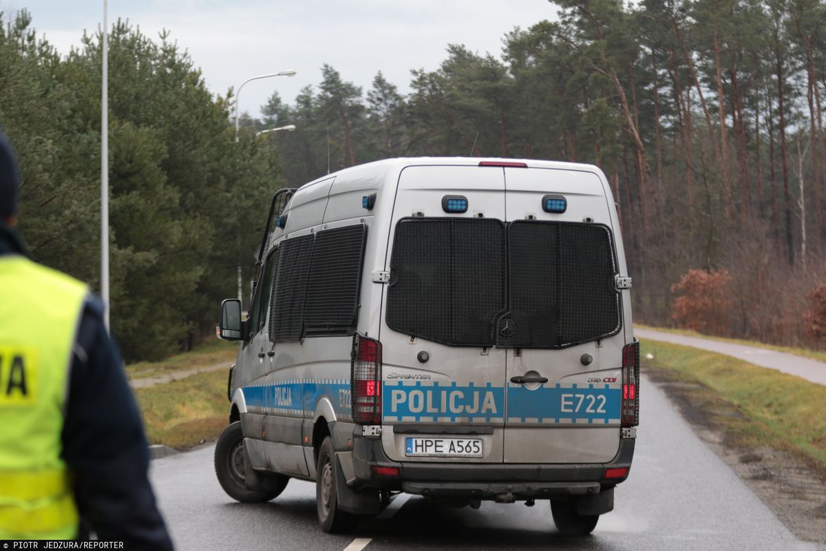 Tragedia na drodze krajowej nr 94 w Gwizdaju. Nie żyje pieszy