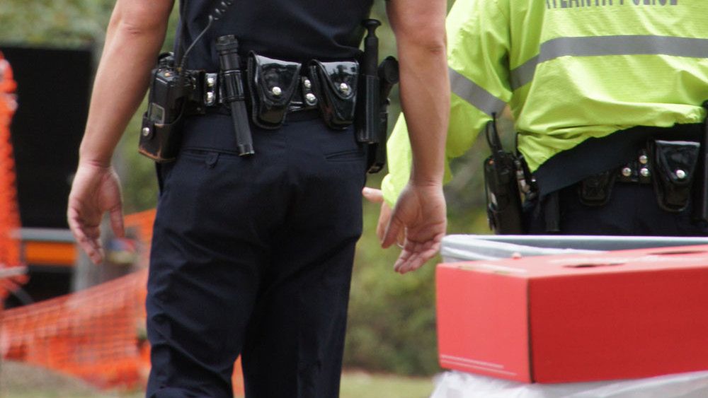 Policjant pobił dziecko. Bo nie spodobały mu się szkolne oceny