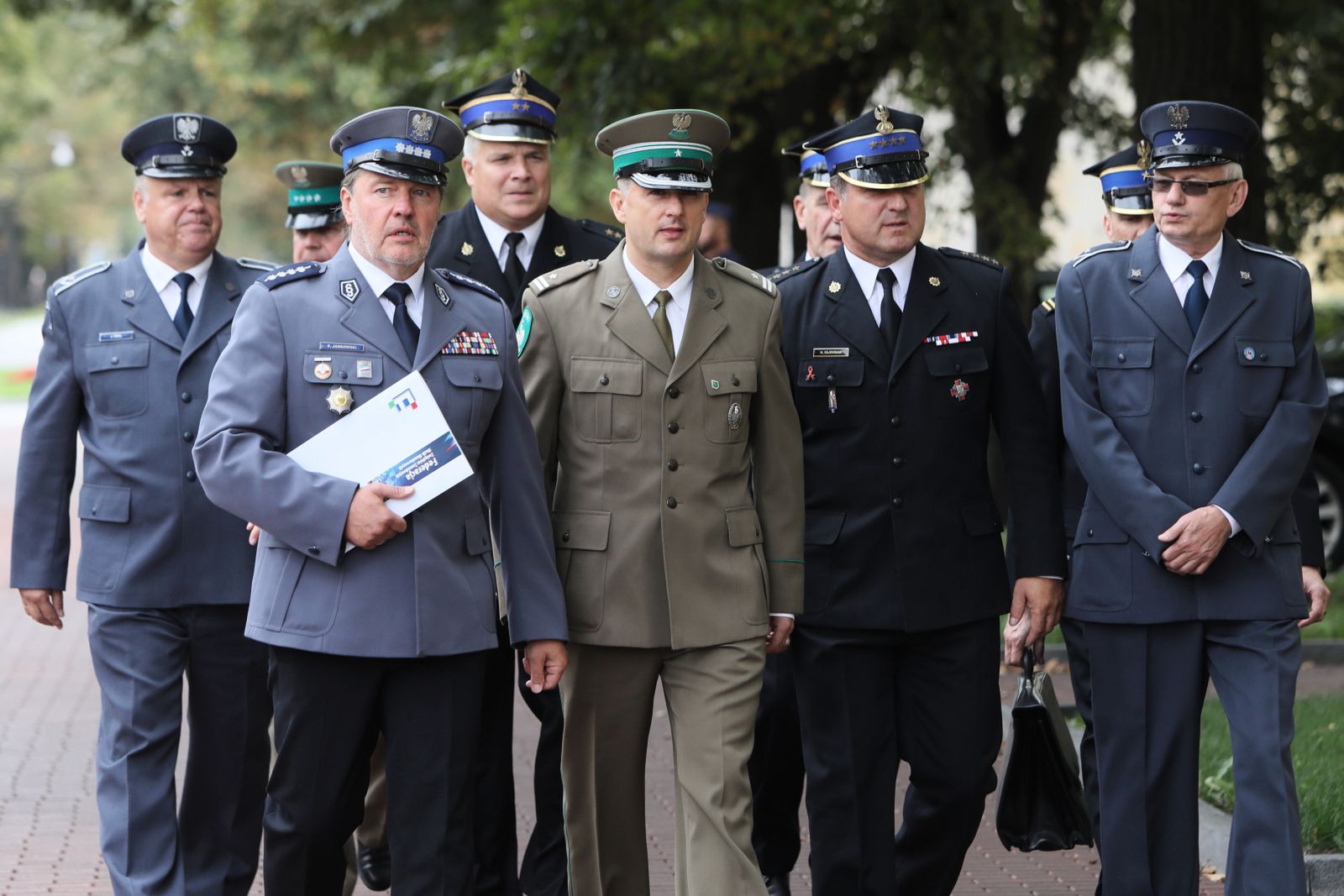 Policjanci zapowiadają zaostrzenie protestu. Premier nie spotkał się ze związkowcami