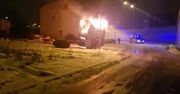 Zapłonęła ciężarówka z człowiekiem w środku. Policjanci ruszyli na ratunek