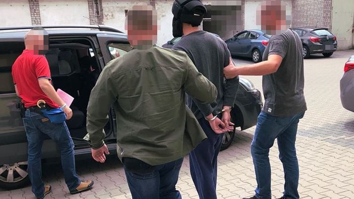 Wobec agresywnego 28-latka trzeba było zastosować specjalne środki bezpieczeństwa.