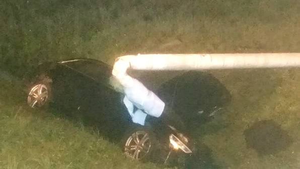 Policjanci pokazali zdjęcia z czwartkowego wypadku na stronie komendy w Jastrzębiu-Zdroju.