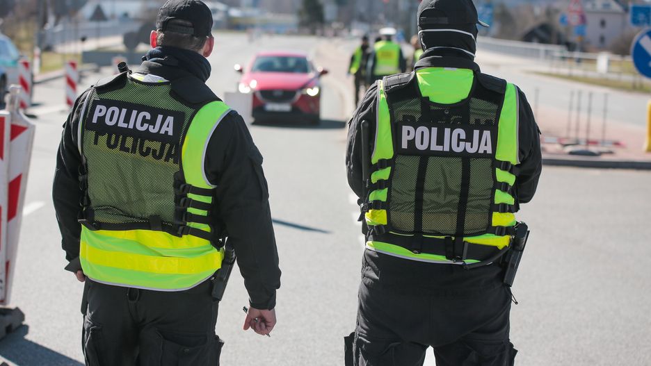 Koronowirus w Polsce. Apel policji ws. zgłaszania przestępstw