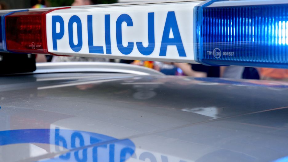 Zielona Góra. Policjanci zostali zaatakowani podczas kontroli drogowej. Wszczęto obławę.