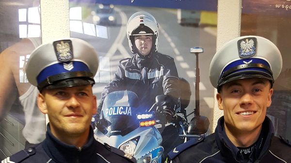 Decyzję o eskorcie podjęło dwóch policjantów dolnośląskiej policji