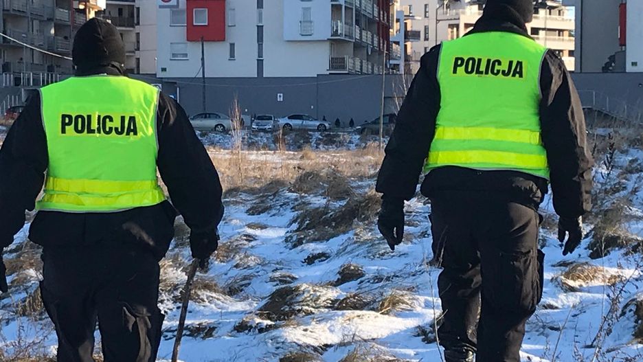 Policjanci przeszukują południowo-wschodnie dzielnice Olsztyna