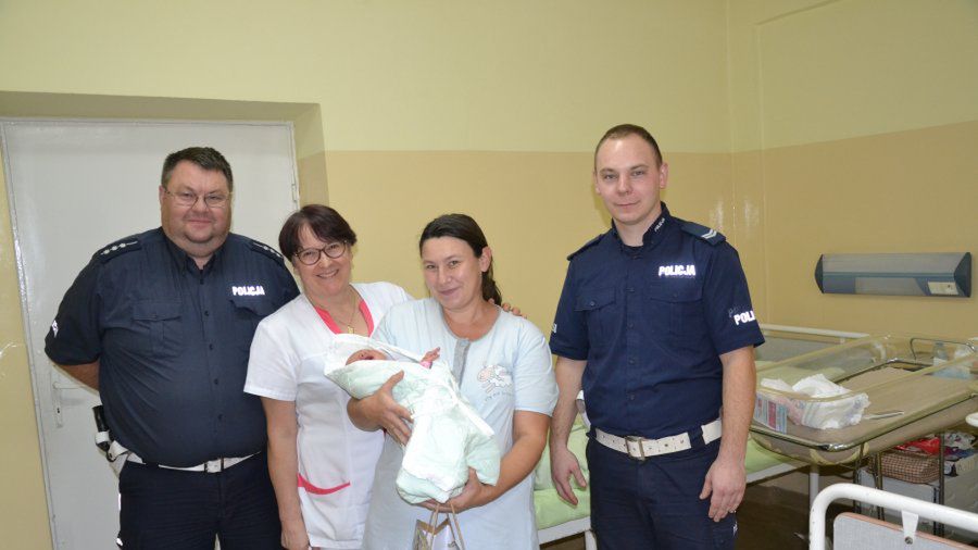 Kobieta urodziła 10 minut po dotarciu do szpitala