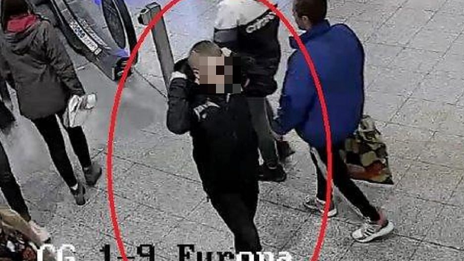 Kraków. Mężczyzna, który obciął kobiecie włosy, został przesłuchany