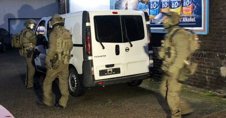 Niemcy. Zmasowana akcja policji, media piszą o "wojownikach Mahometa"