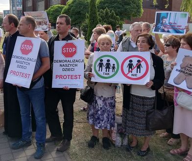 Gdańska prawica w natarciu: lewactwo chce uczyć dzieci masturbacji