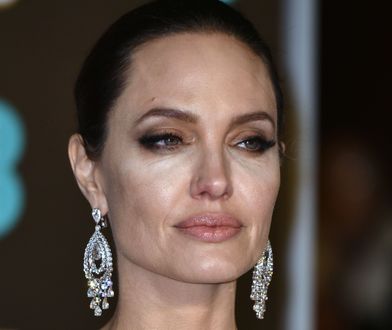 Co się dzieje z Angeliną Jolie? "Prawie przestała jeść i jej waga drastycznie spadła"