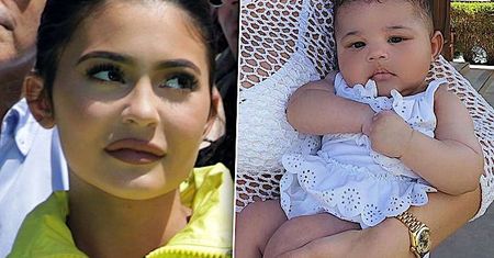 Kylie Jenner upadła na głowę?! Ze swojej 5-miesięcznej córki chce już zrobić ikonę stylu!
